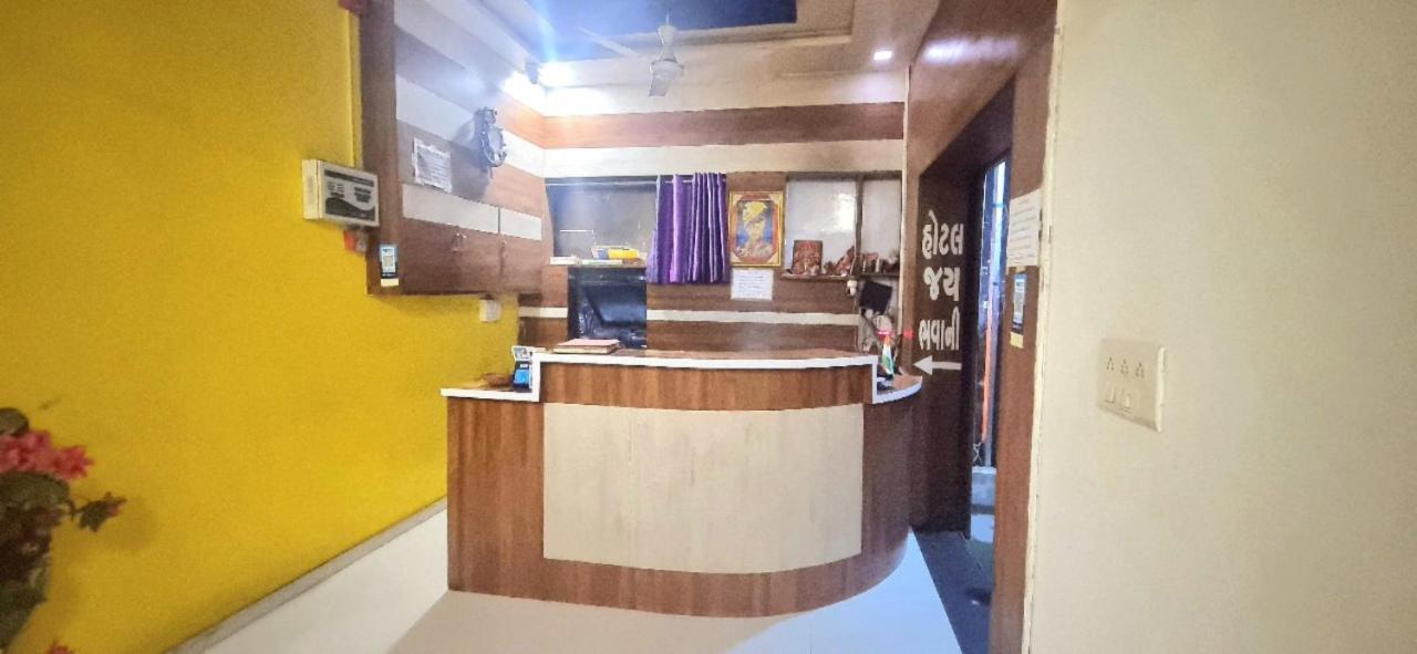 Hotel Jay Bhawani Ahmedabad Exterior foto